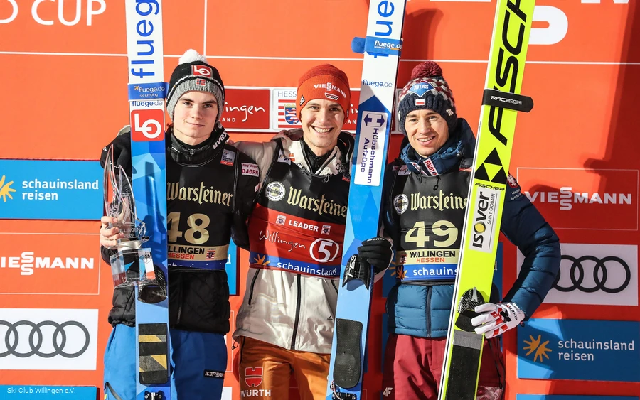 fis-skisprung-weltcup-willingen-siegerehrung.jpg