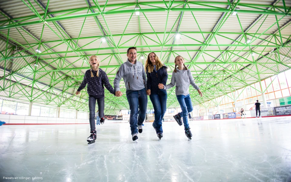 sabrinity_eissporthalle08neu.jpg