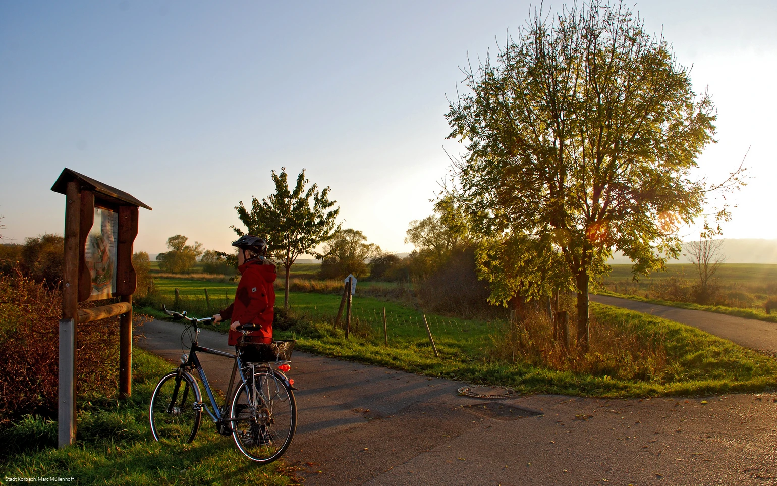Marbecktal Fahrrad Herbst Gegenlicht